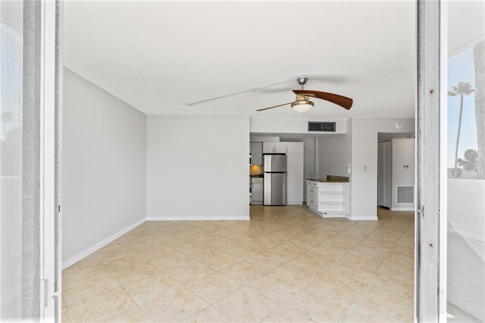 2401 BAYSHORE BLVD #212