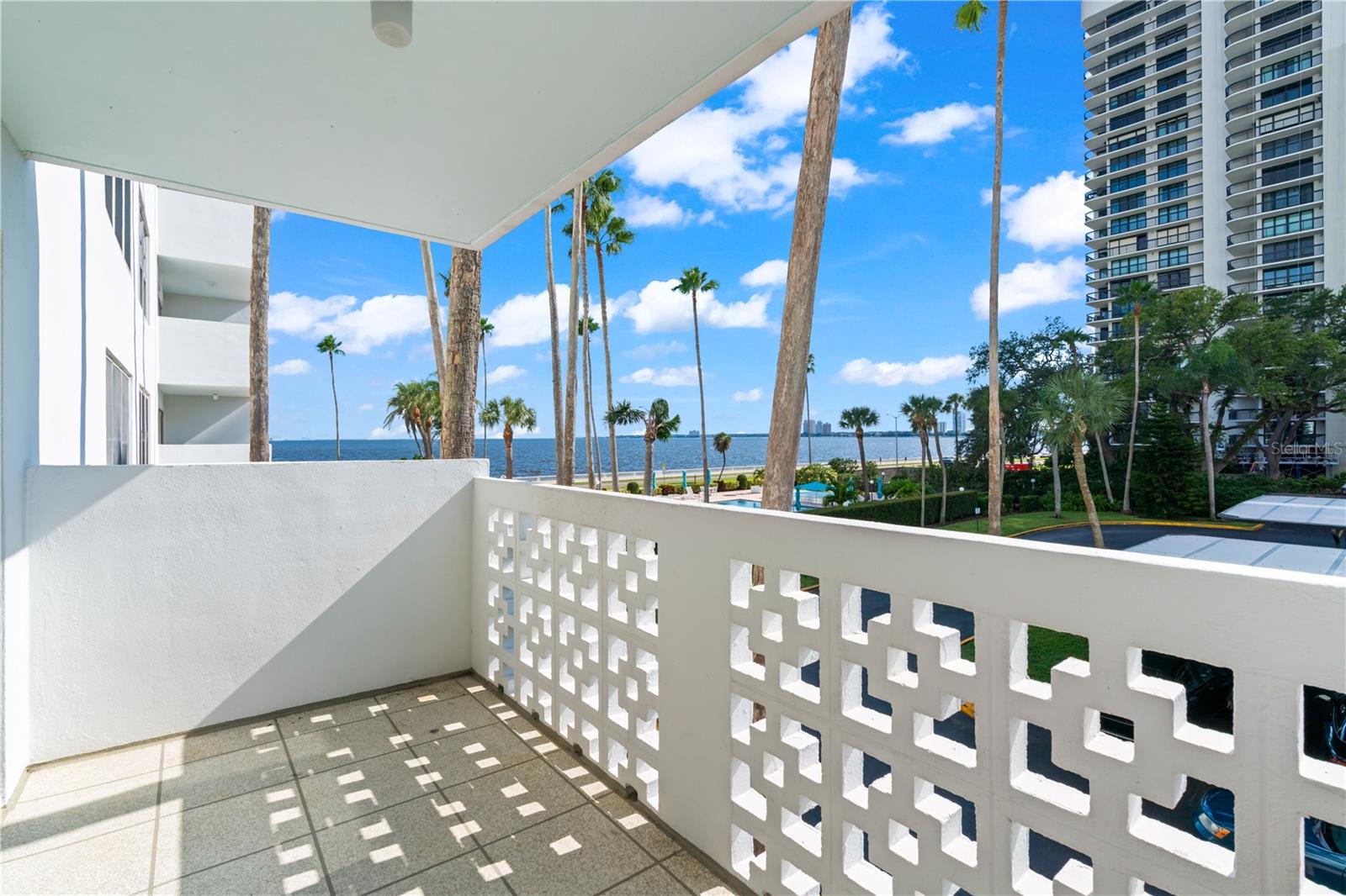 2401 BAYSHORE BLVD #212