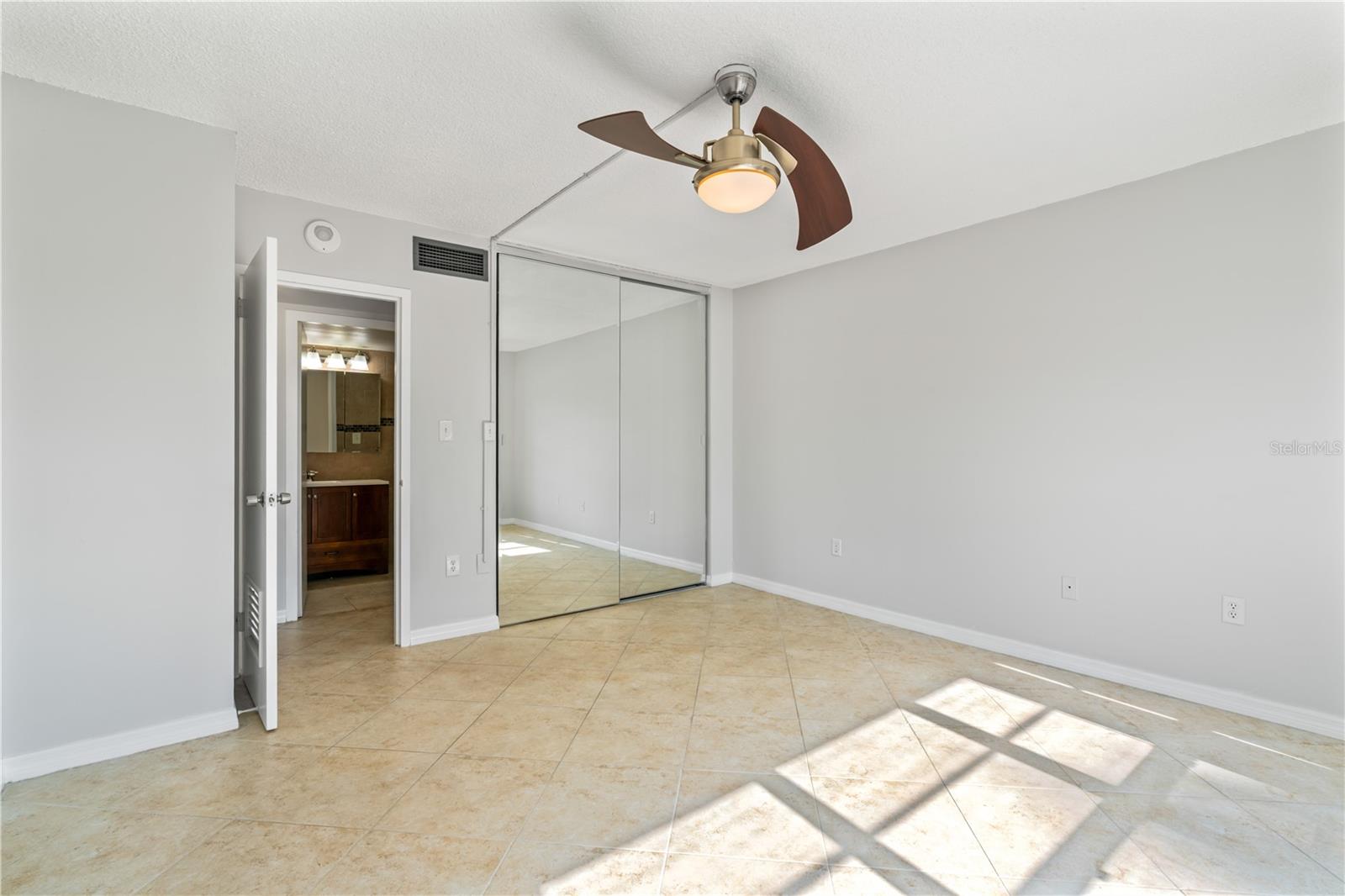 2401 BAYSHORE BLVD #212