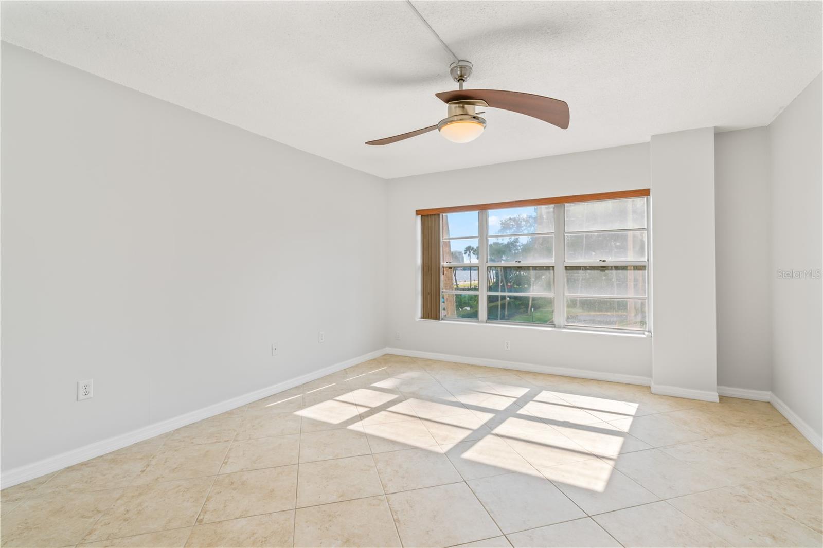 2401 BAYSHORE BLVD #212