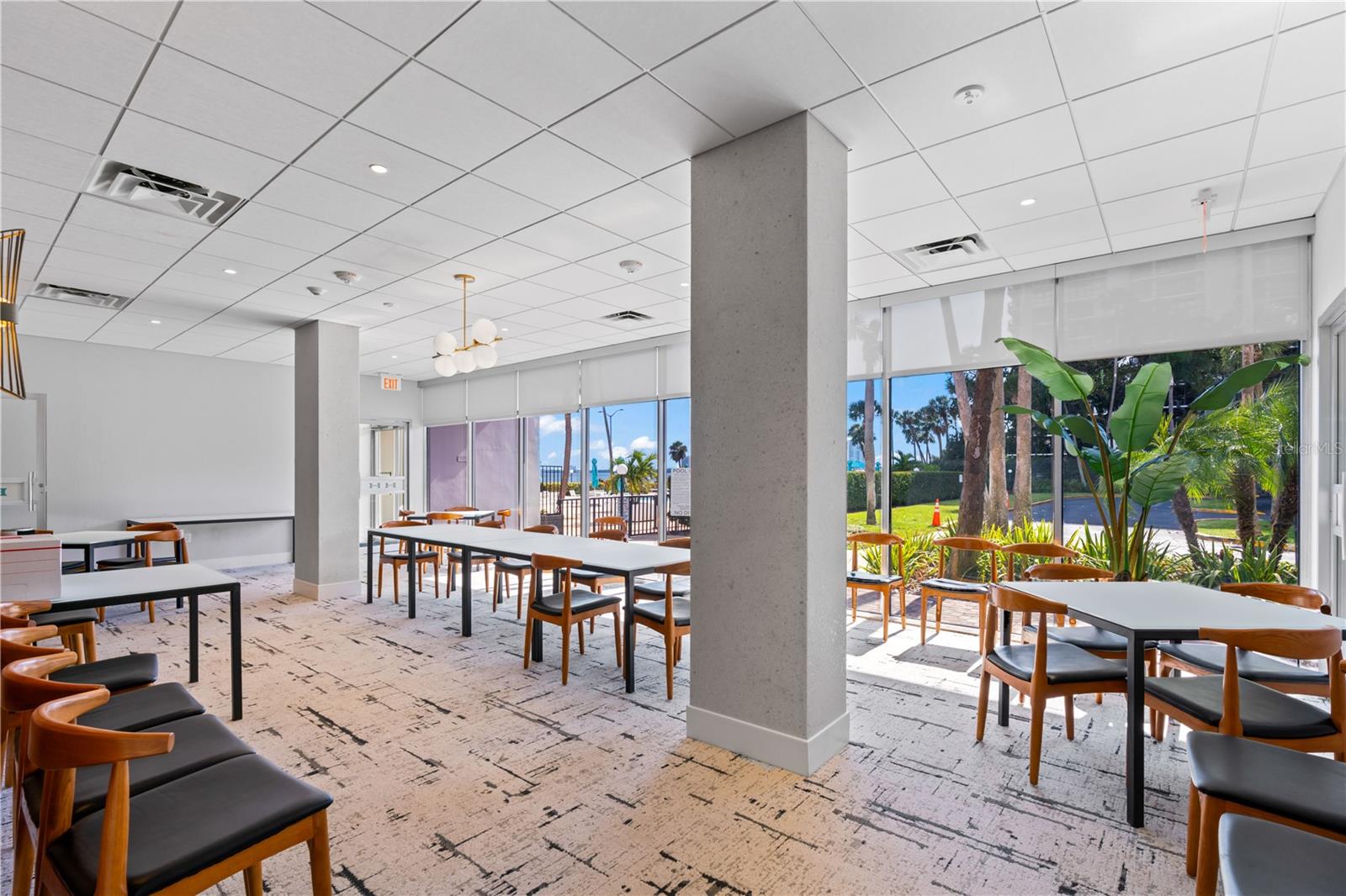 2401 BAYSHORE BLVD #212