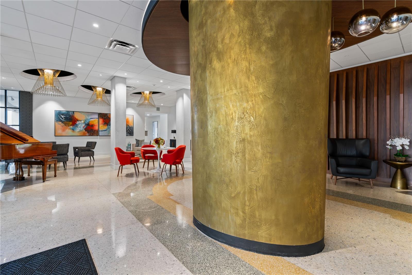 2401 BAYSHORE BLVD #212