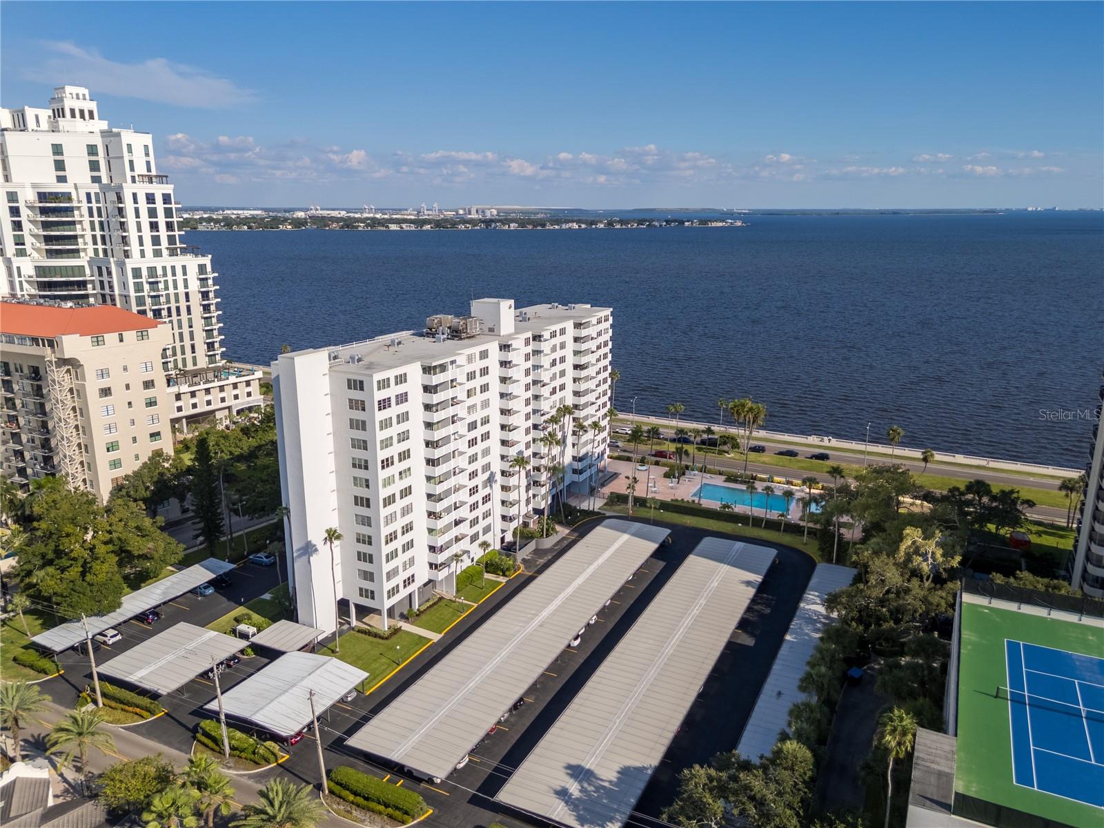 2401 BAYSHORE BLVD #212