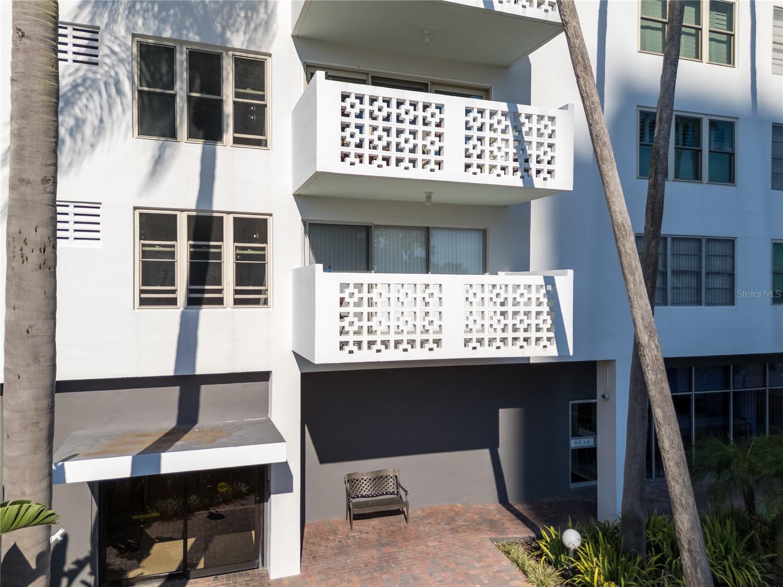 2401 BAYSHORE BLVD #212