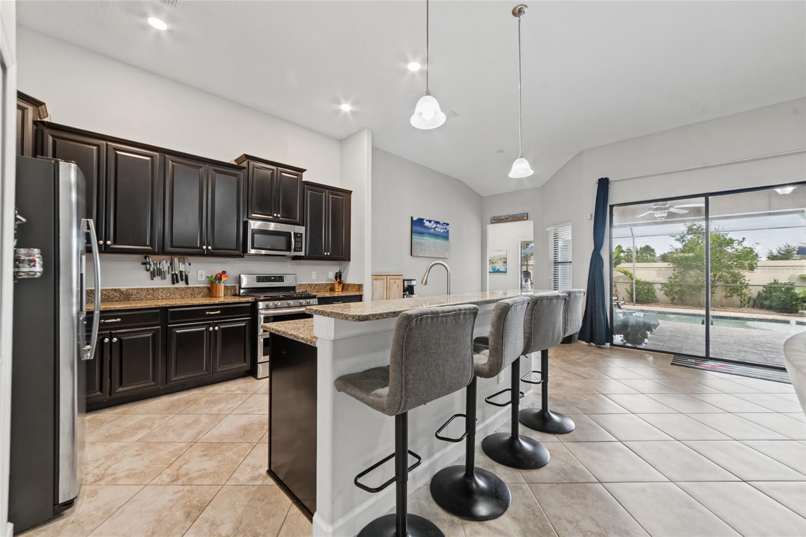 9912 SMARTY JONES DR