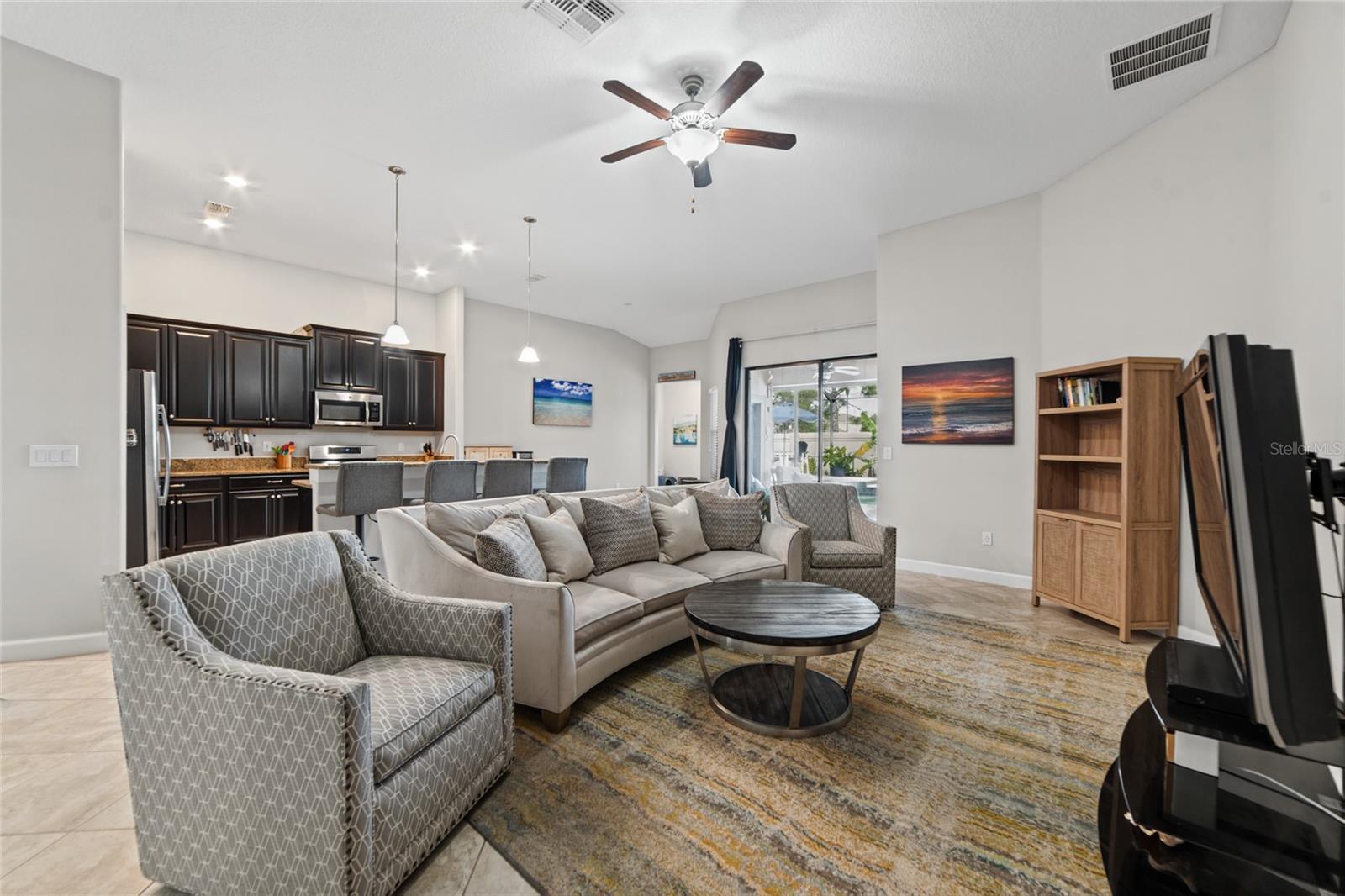 9912 SMARTY JONES DR