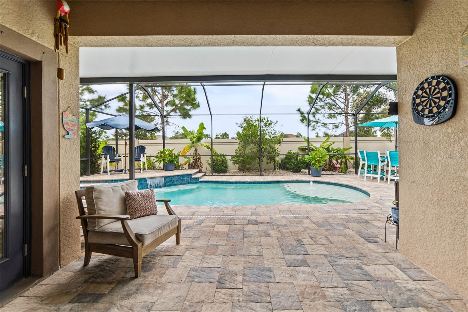 9912 SMARTY JONES DR