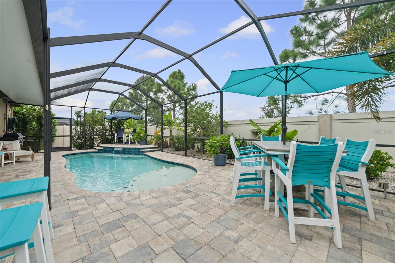 9912 SMARTY JONES DR