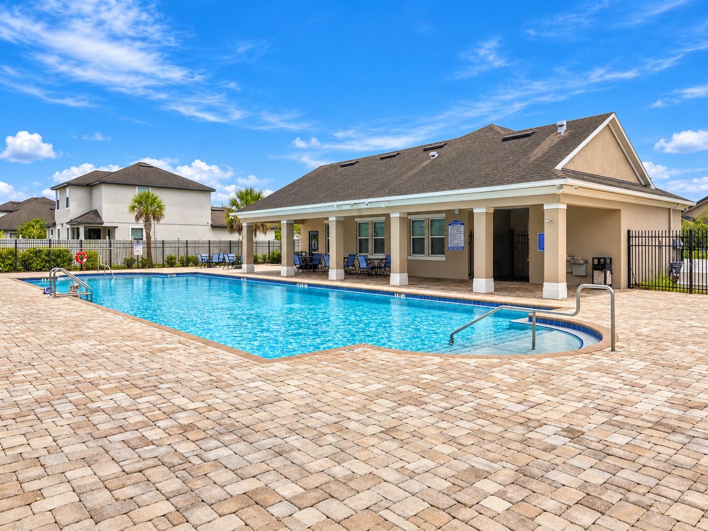 12511 BALLENTRAE FOREST DR