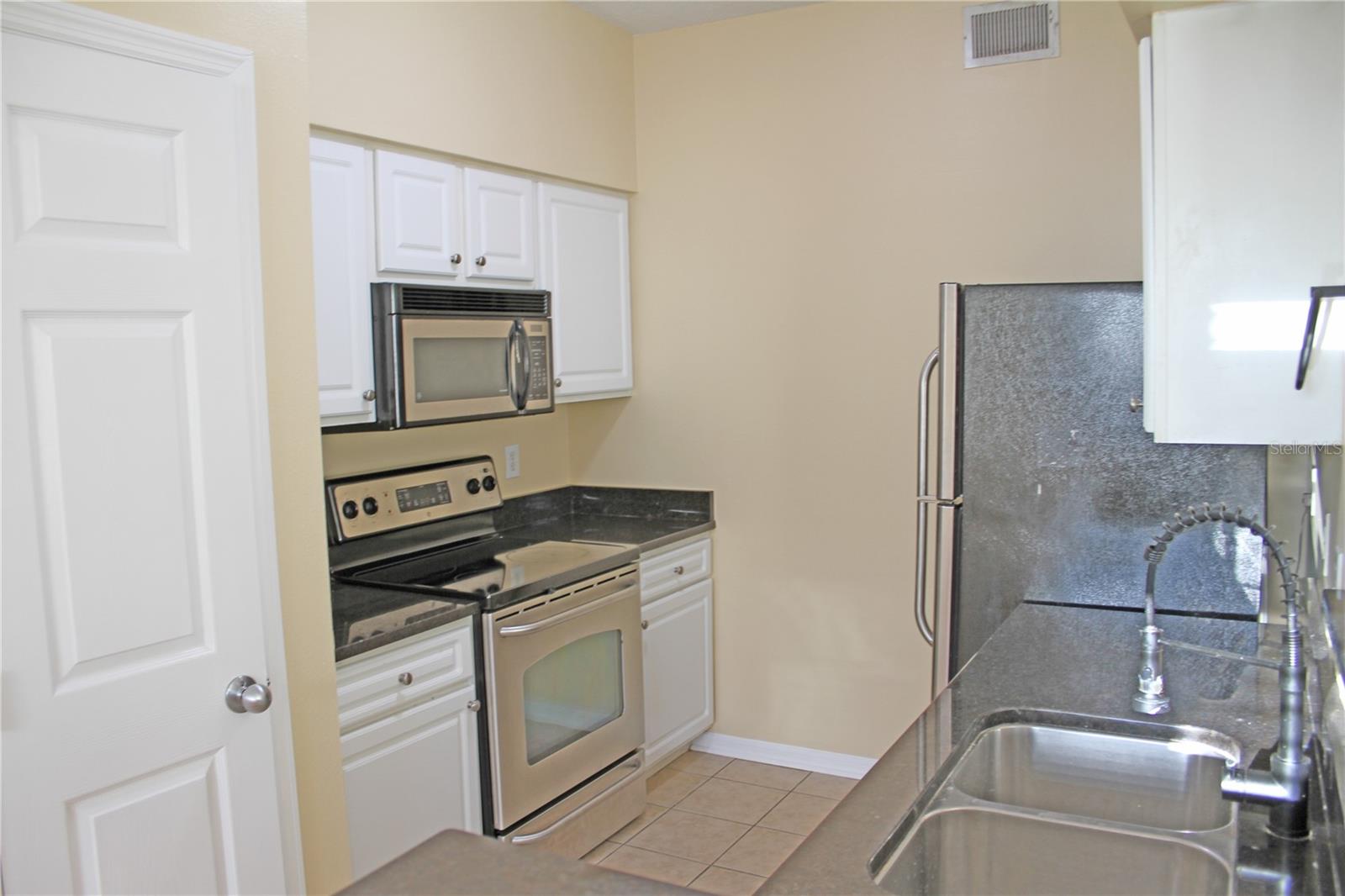 1910 E PALM AVE #9201