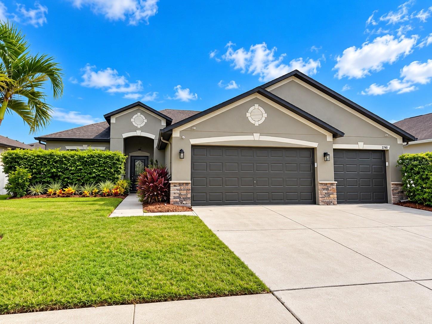 3748 Round Table Ct, Land O Lakes
