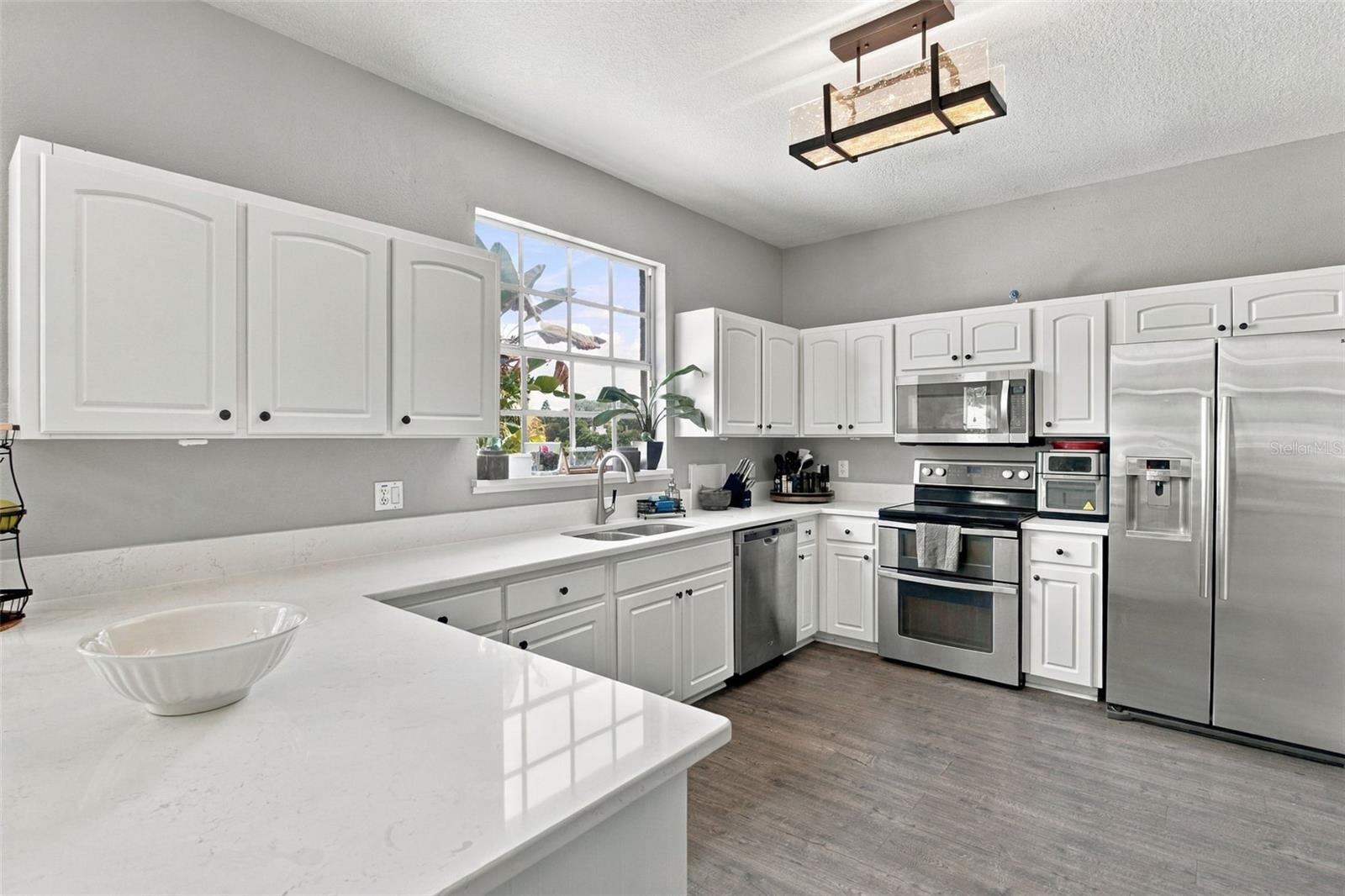 8022 TIERRA VERDE DR