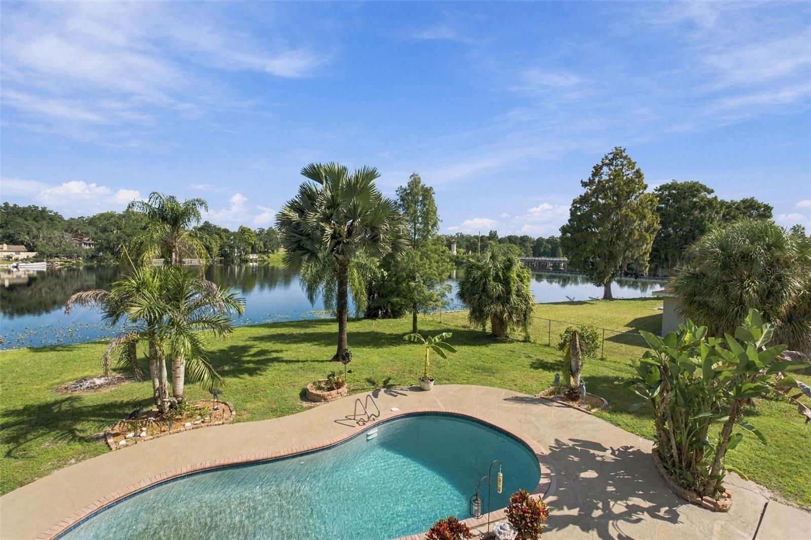 8022 TIERRA VERDE DR