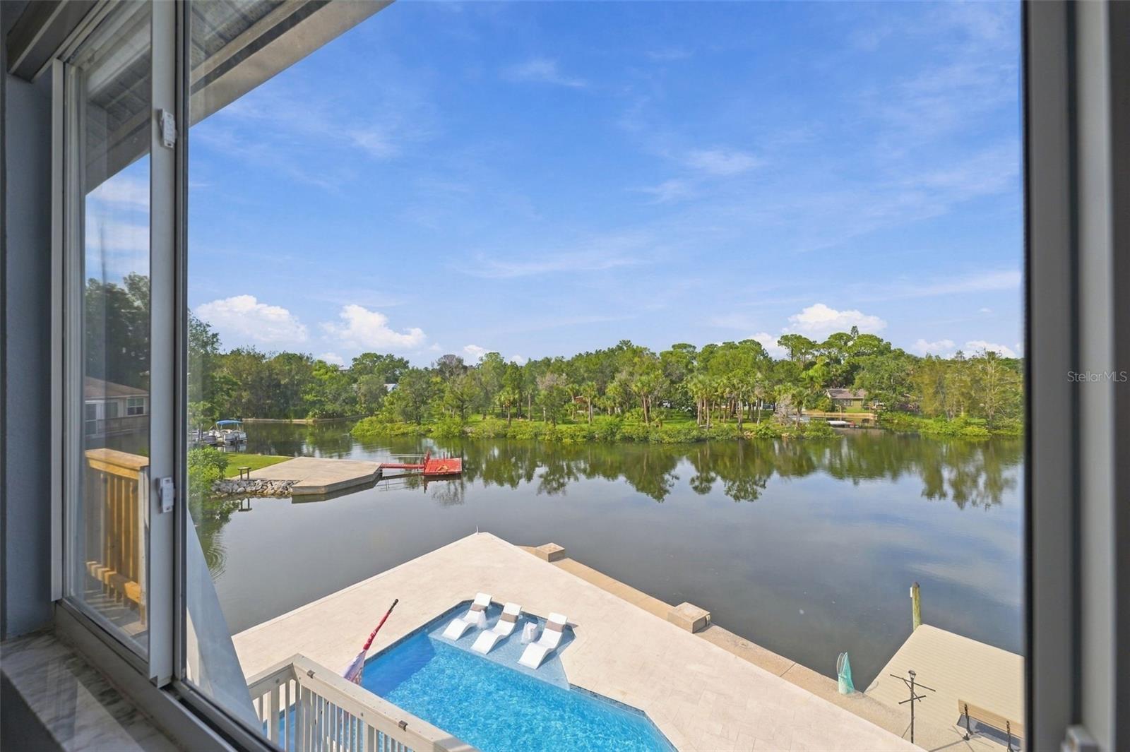 14523 BARLOW LN