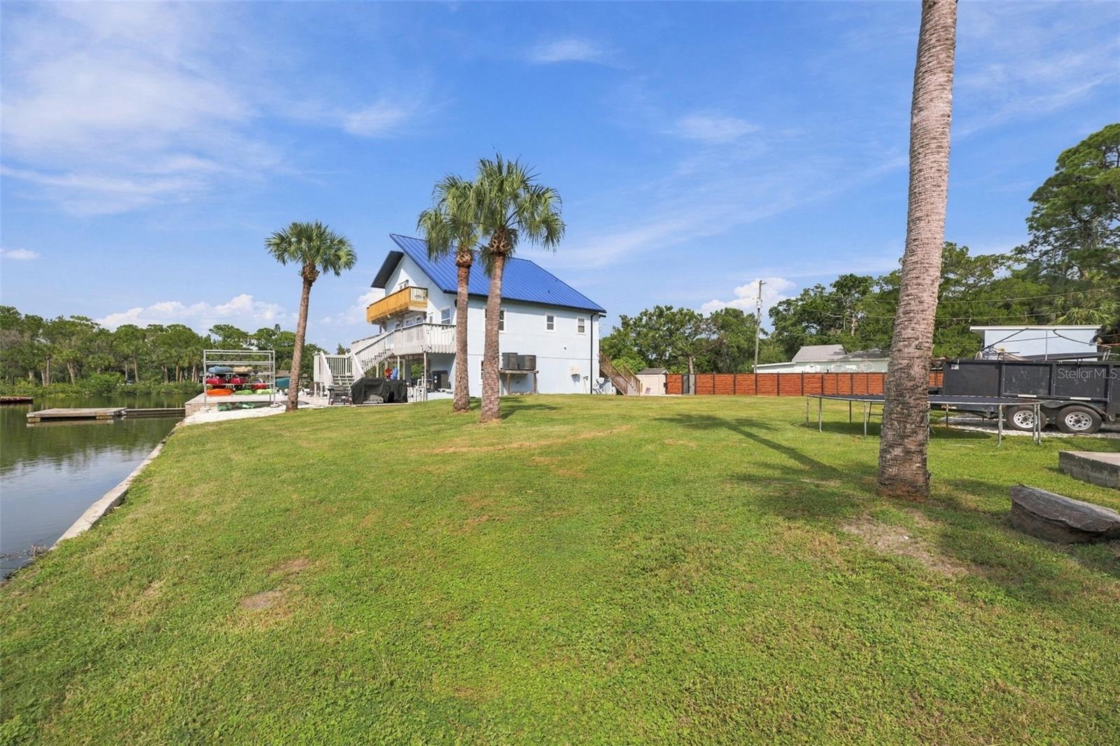 14523 BARLOW LN