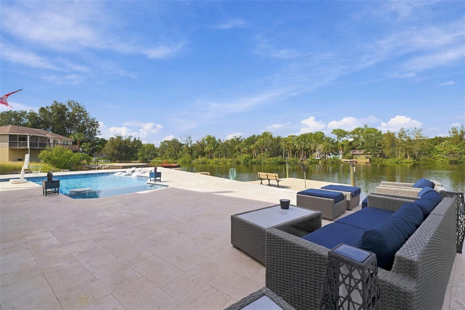 14523 BARLOW LN
