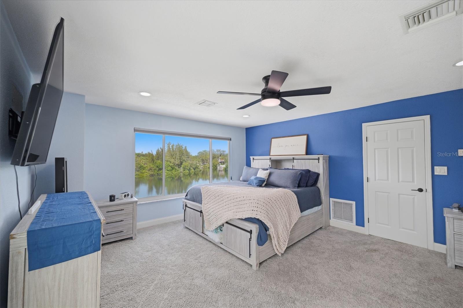 14523 BARLOW LN