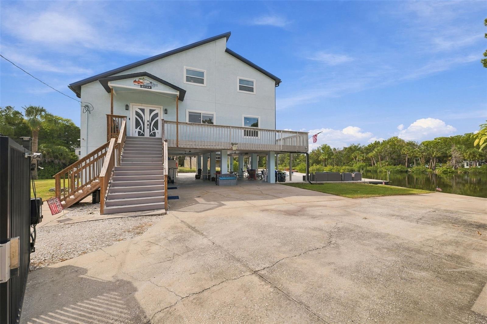 14523 BARLOW LN