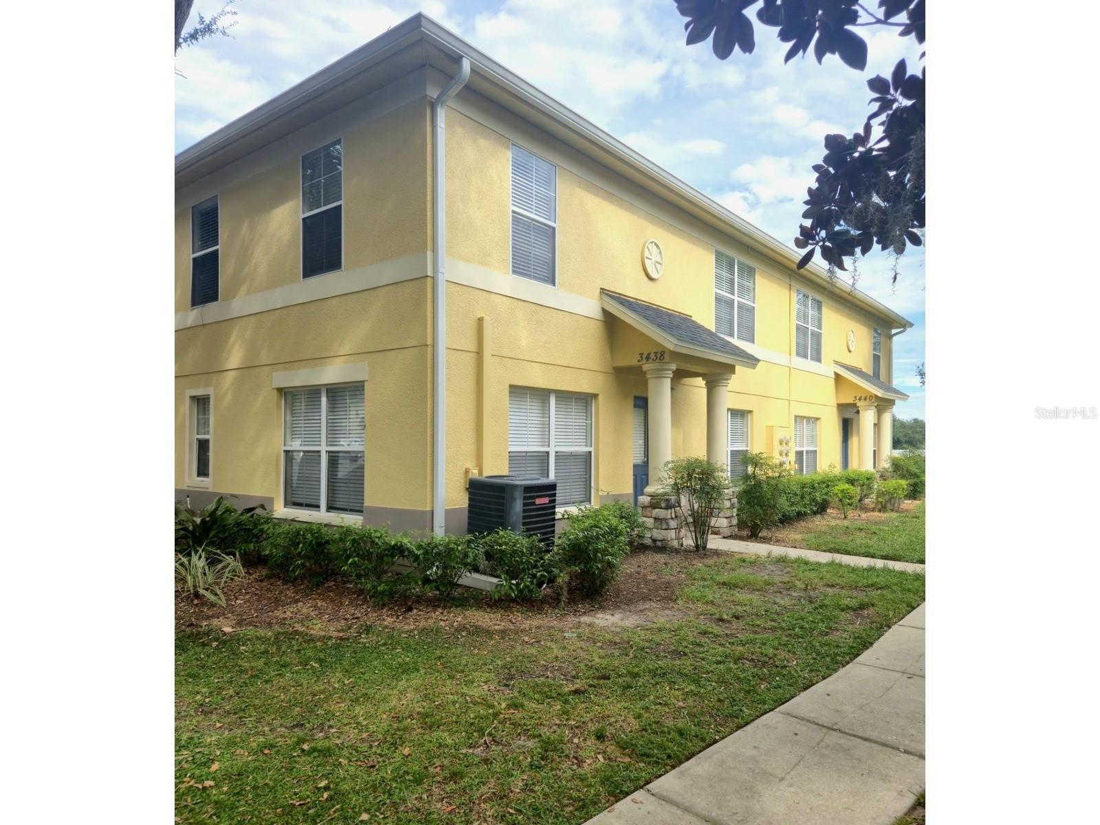 3438 Castle Stone Ct, Valrico