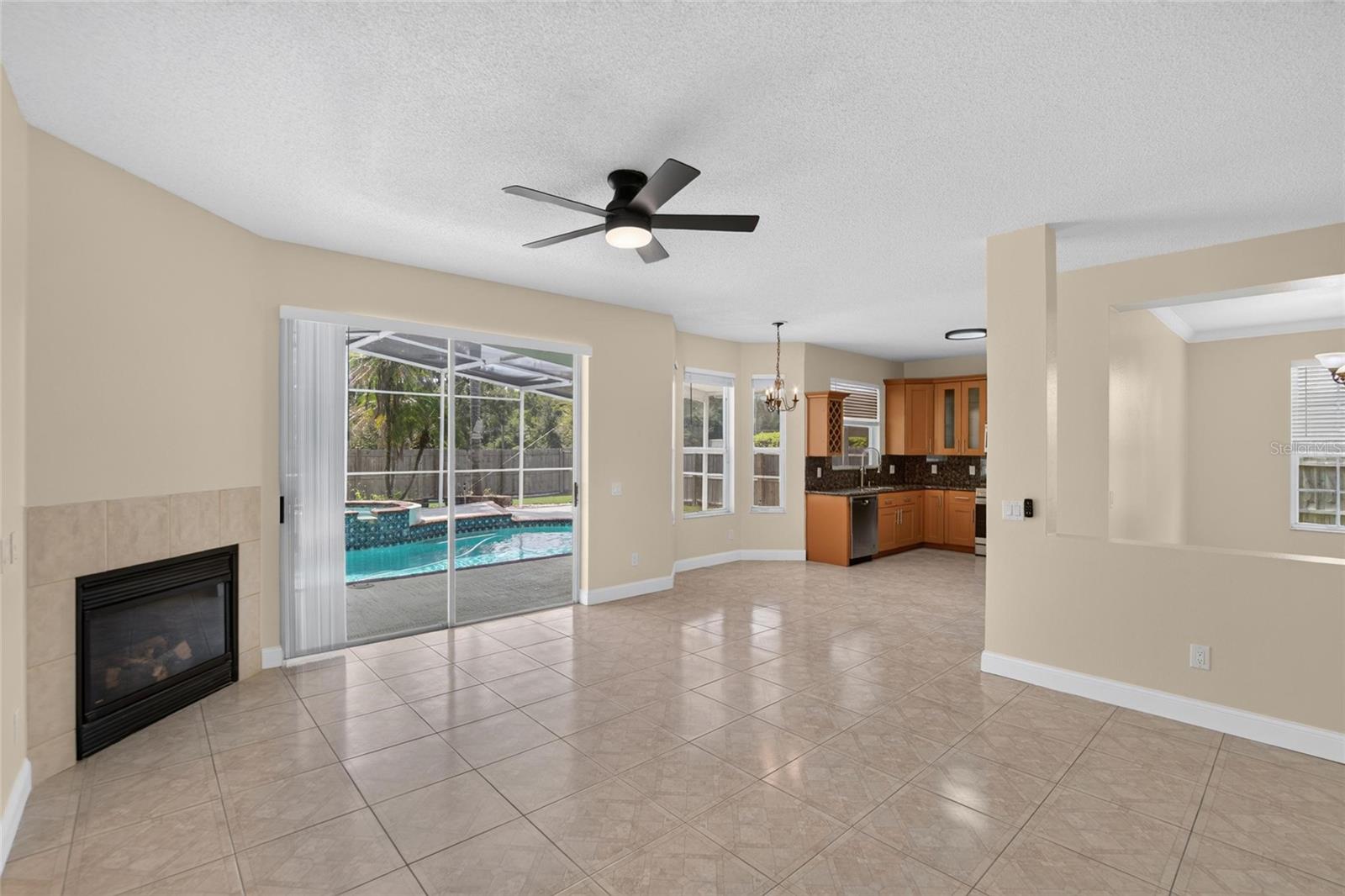 9110 ROCKROSE DR