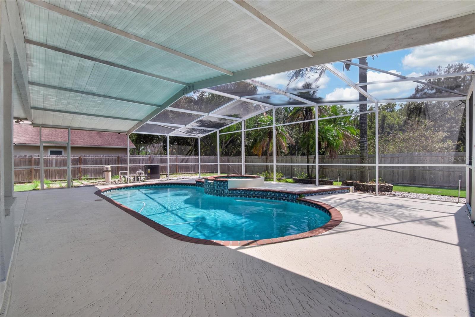 9110 ROCKROSE DR