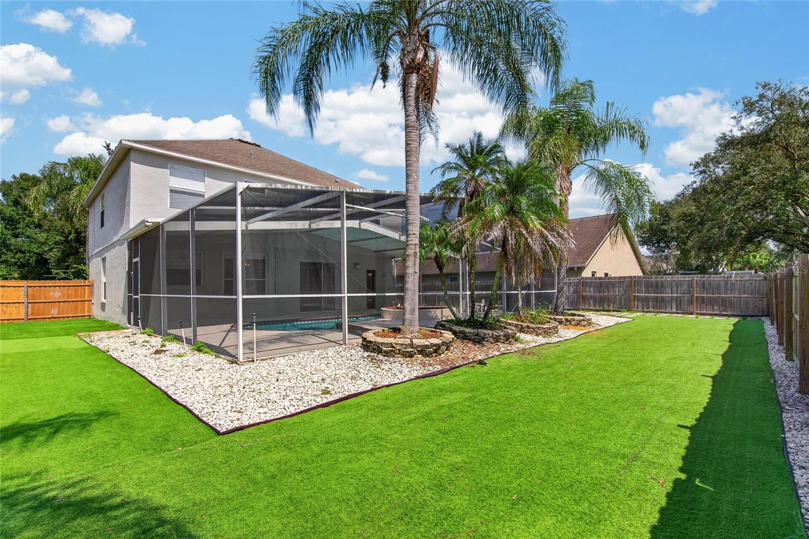 9110 ROCKROSE DR