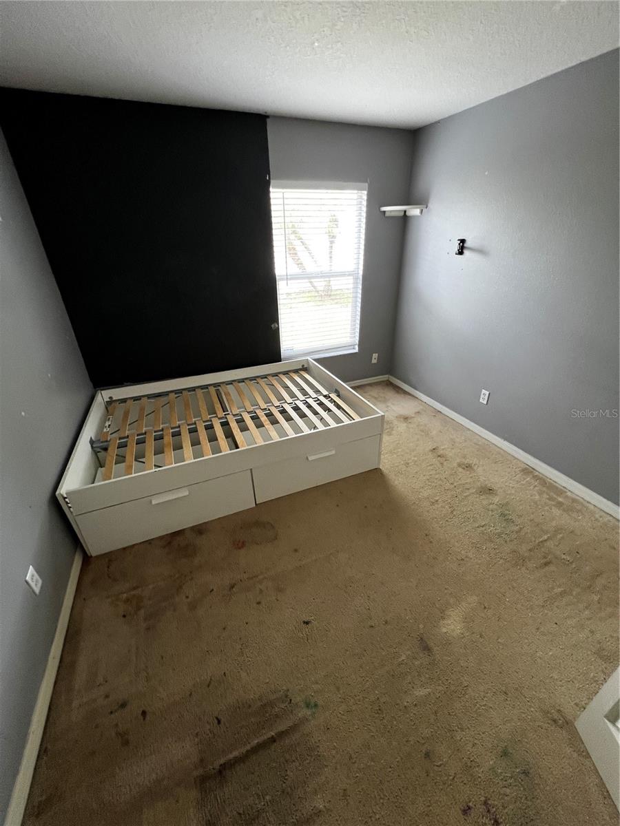 27606 SKY LAKE CIR