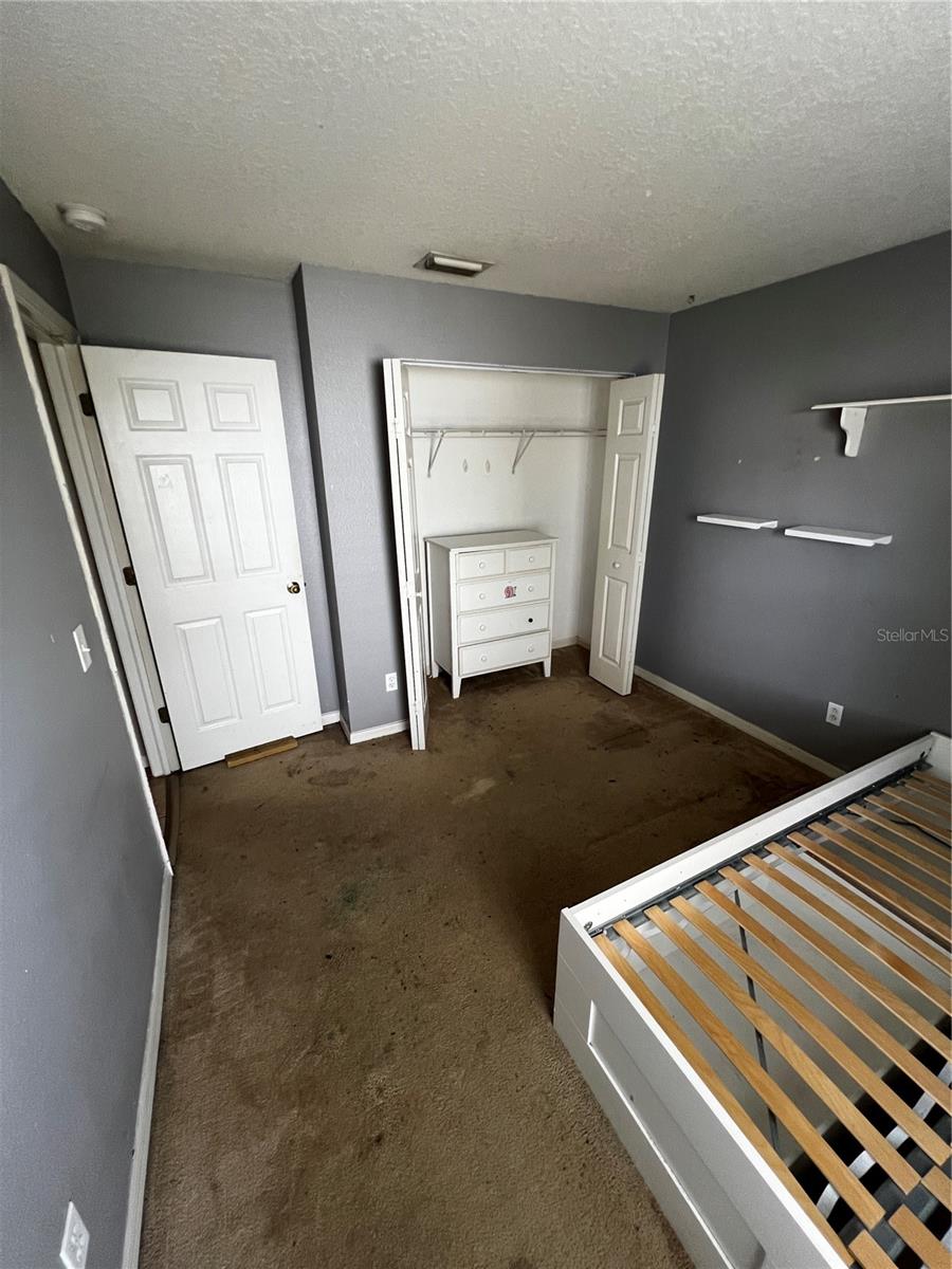 27606 SKY LAKE CIR