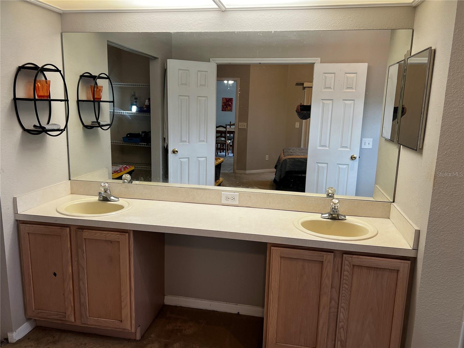 27606 SKY LAKE CIR