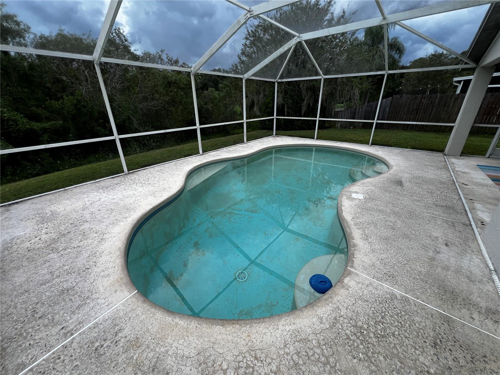 27606 SKY LAKE CIR