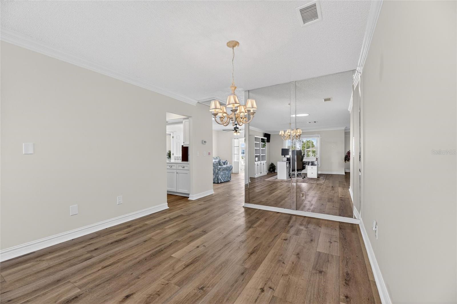 108 WHITETAIL CT