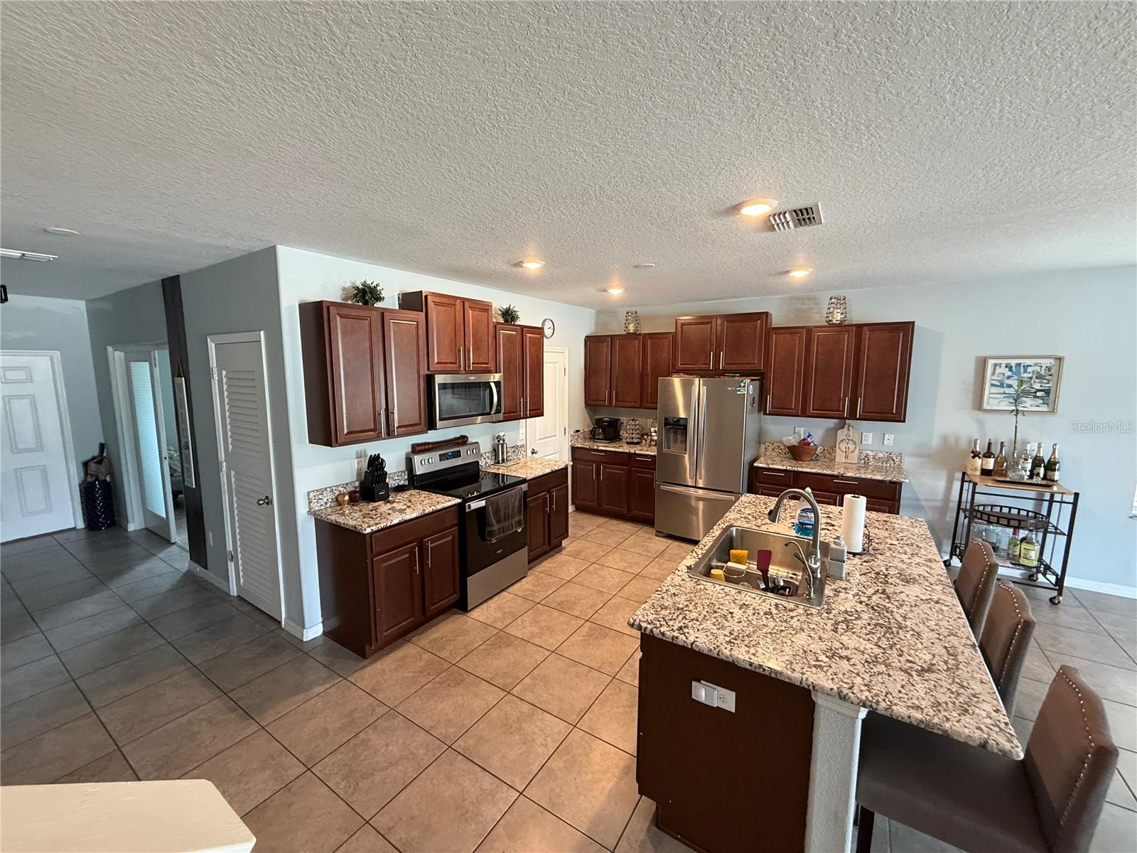 3908 KEARSNEY ABBEY CIR