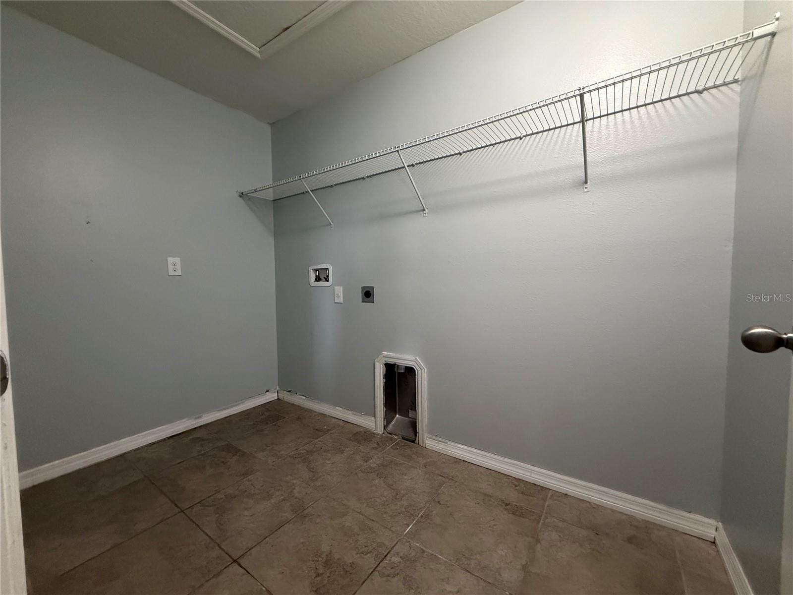 3908 KEARSNEY ABBEY CIR