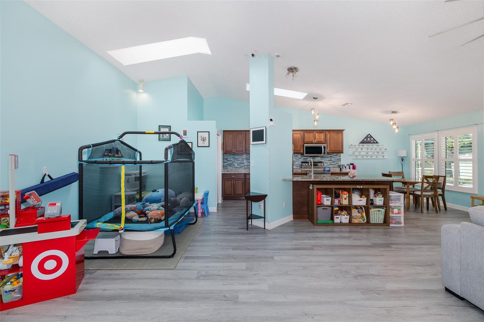 10305 COPPERWOOD DR