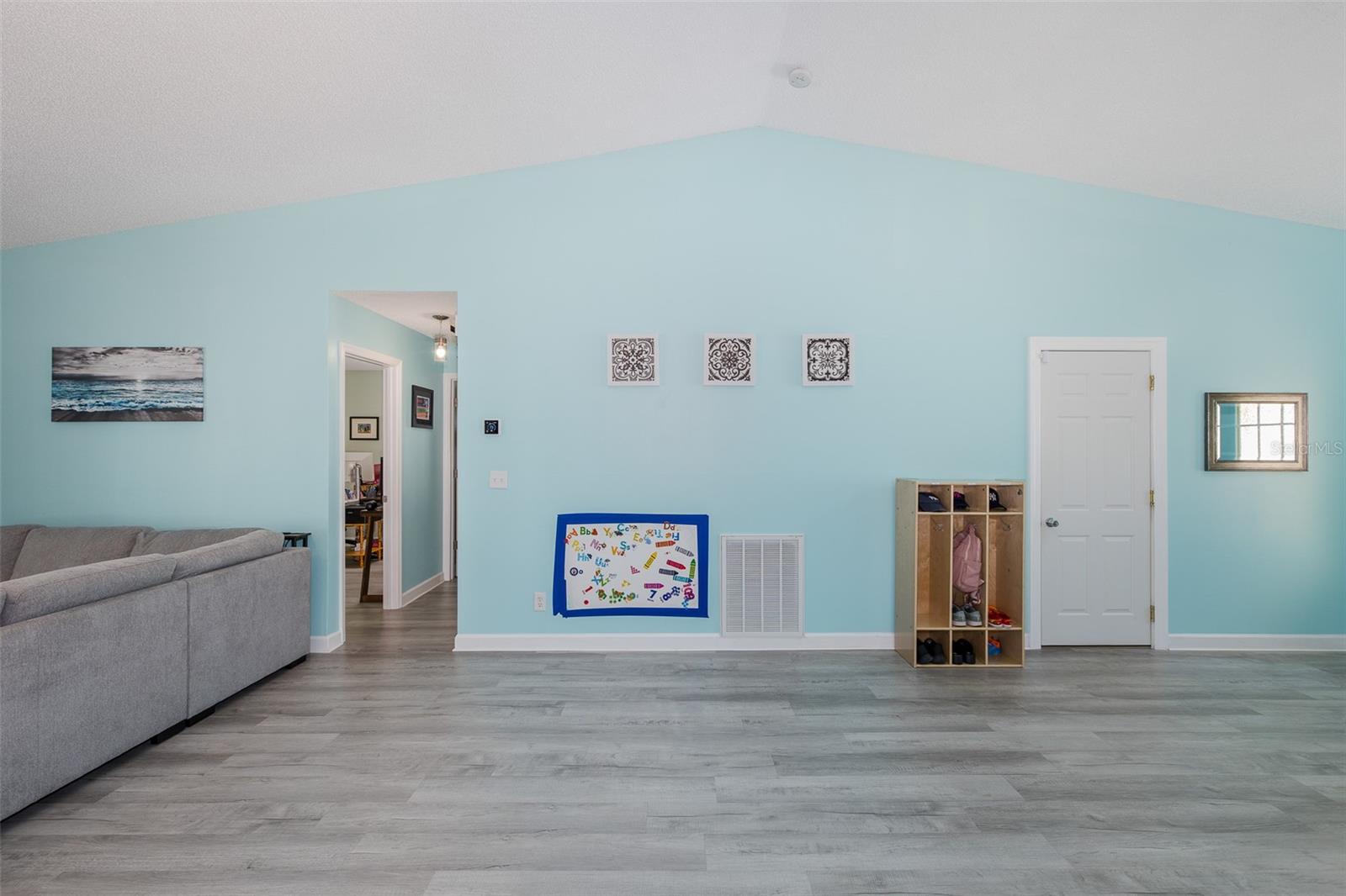10305 COPPERWOOD DR