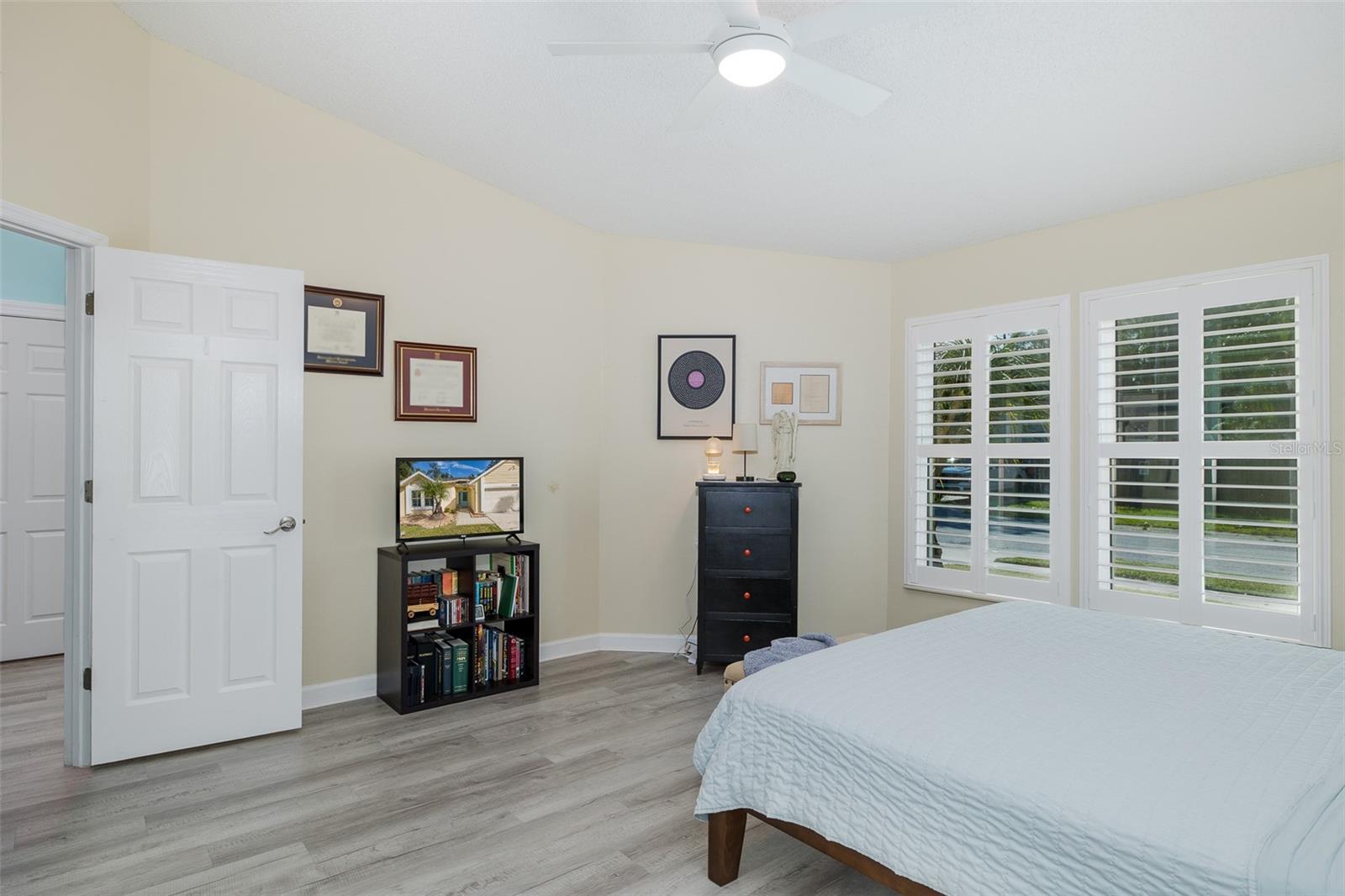 10305 COPPERWOOD DR