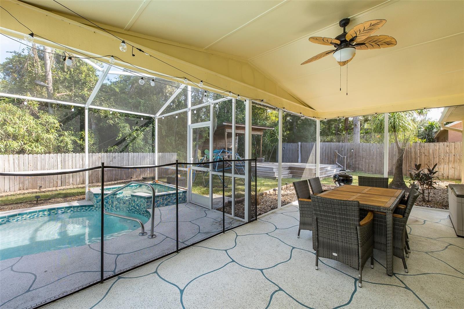 10305 COPPERWOOD DR