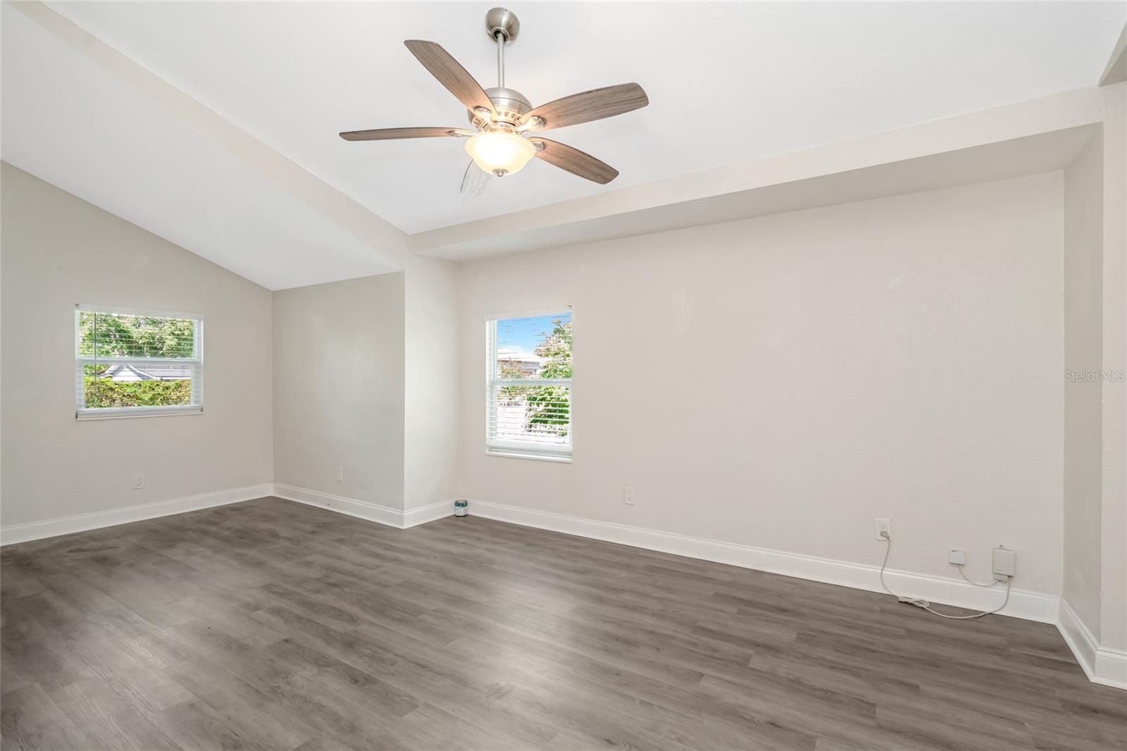 1703 E NEW ORLEANS AVE