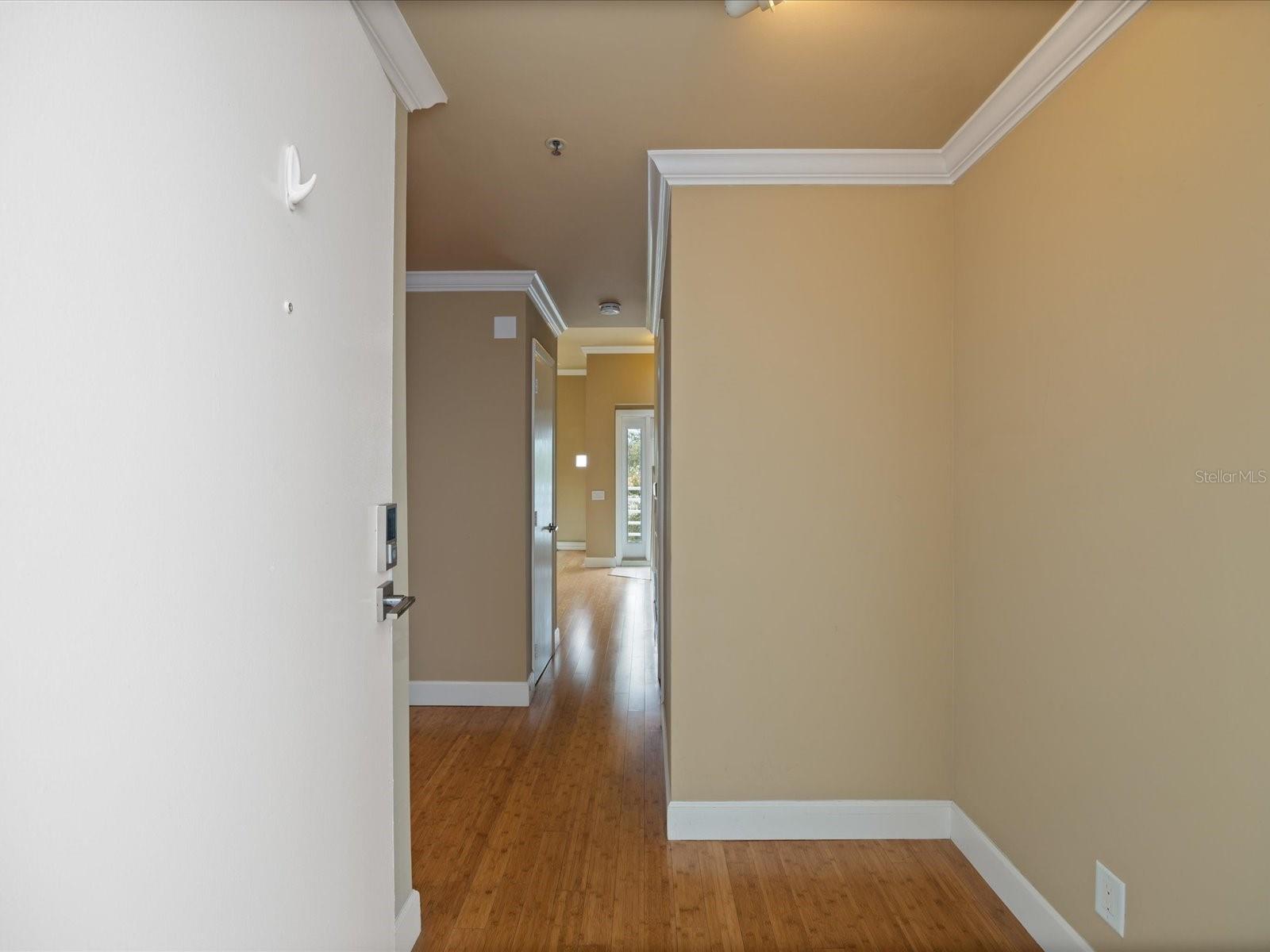 4950 BAYSHORE BLVD #28