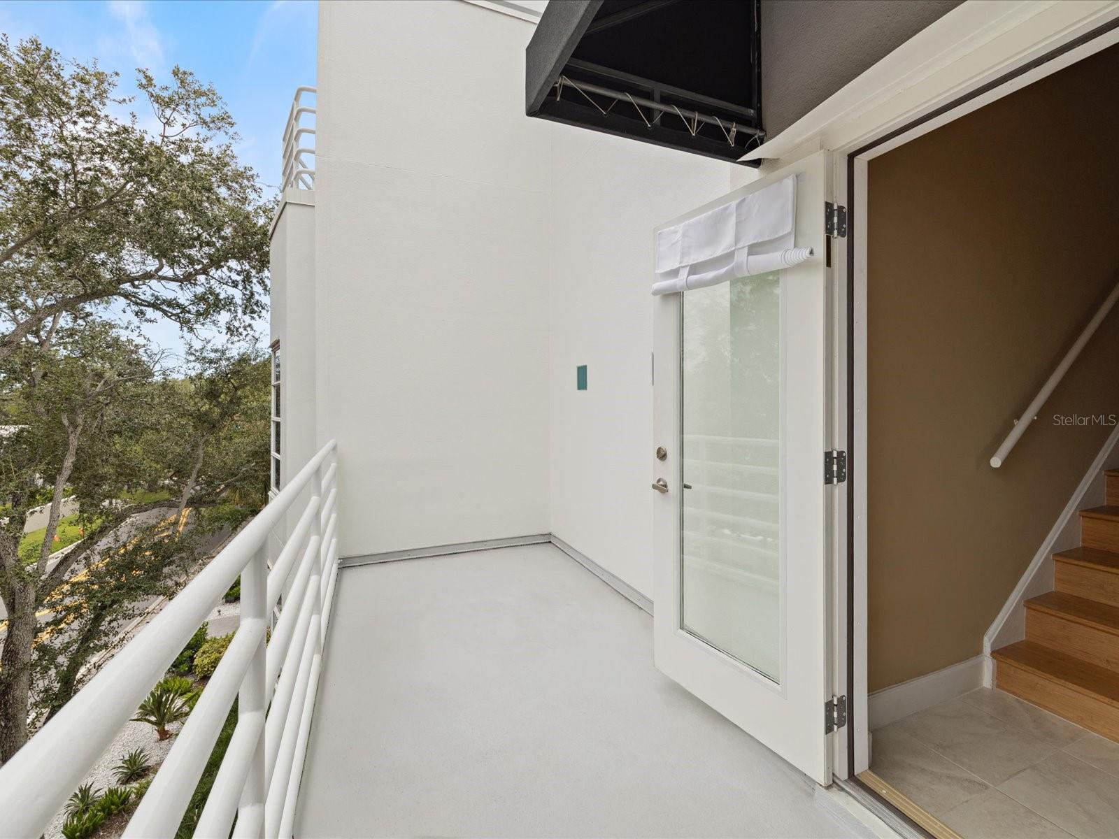 4950 BAYSHORE BLVD #28
