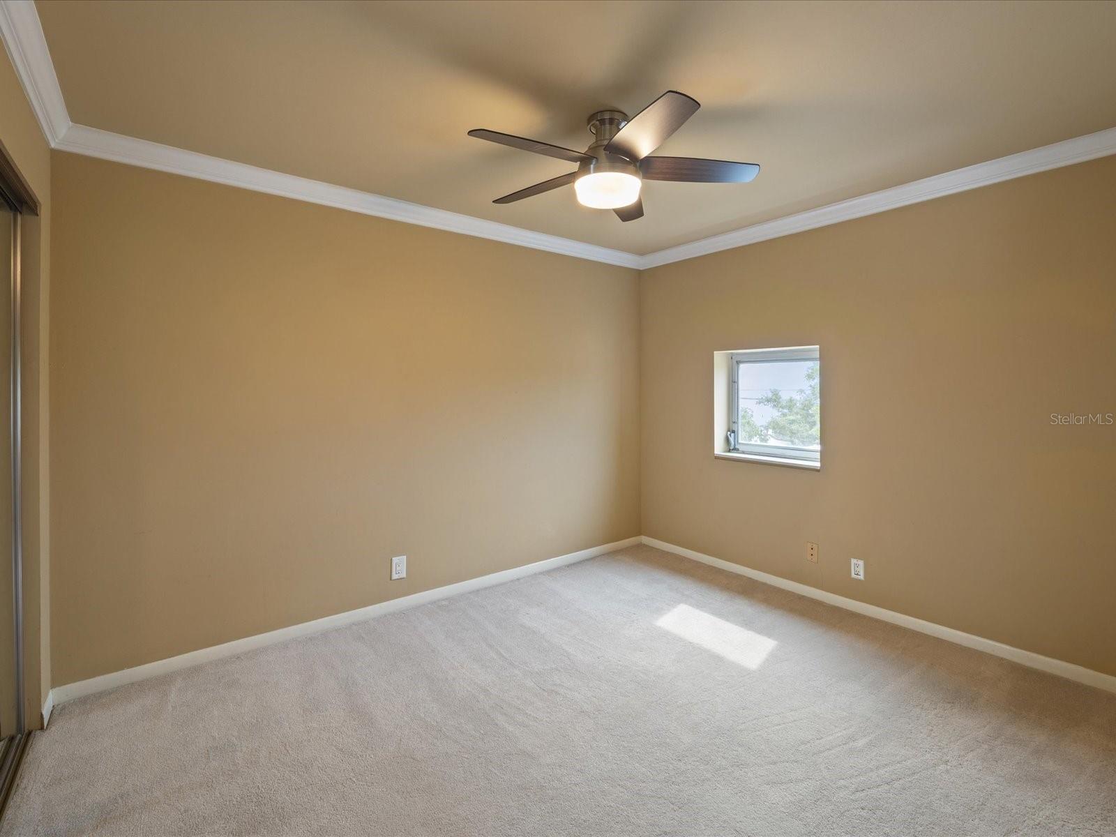 4950 BAYSHORE BLVD #28
