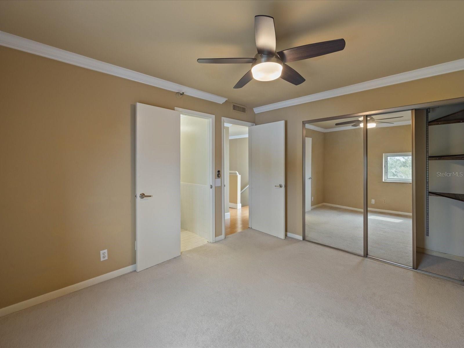 4950 BAYSHORE BLVD #28