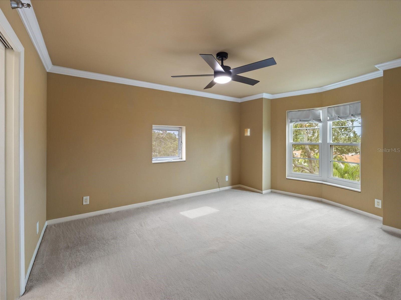 4950 BAYSHORE BLVD #28