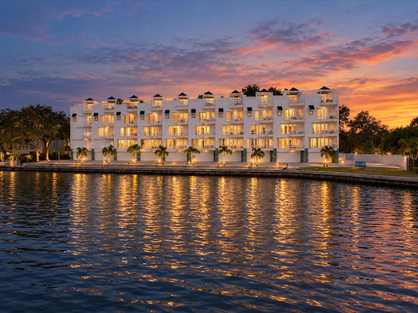 4950 BAYSHORE BLVD #28