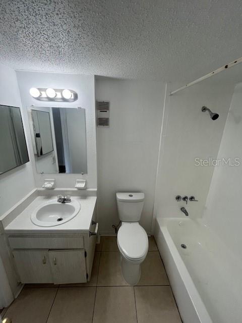7511 PRESLEY PL #102