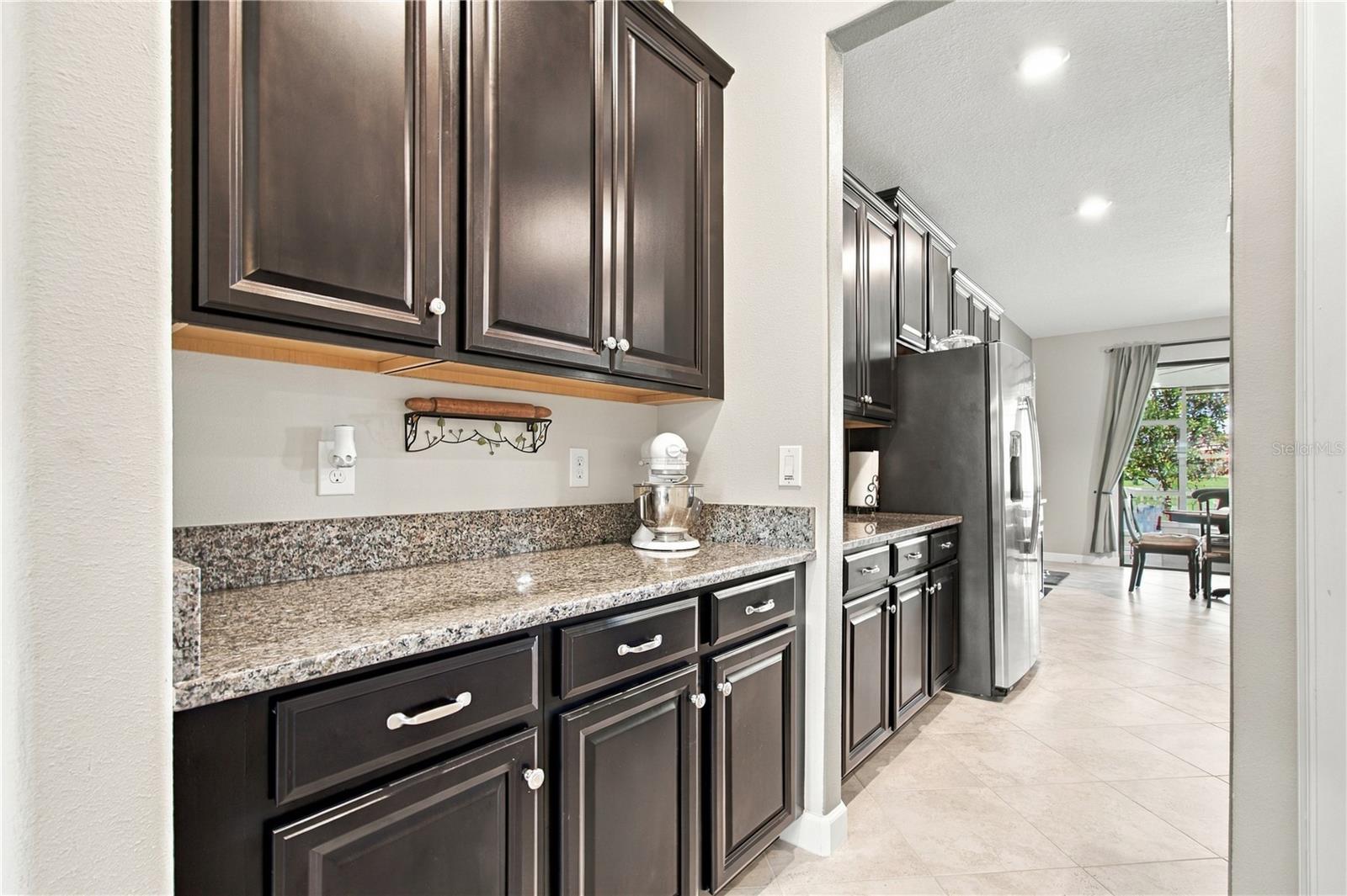 4195 SHREWBURY PL