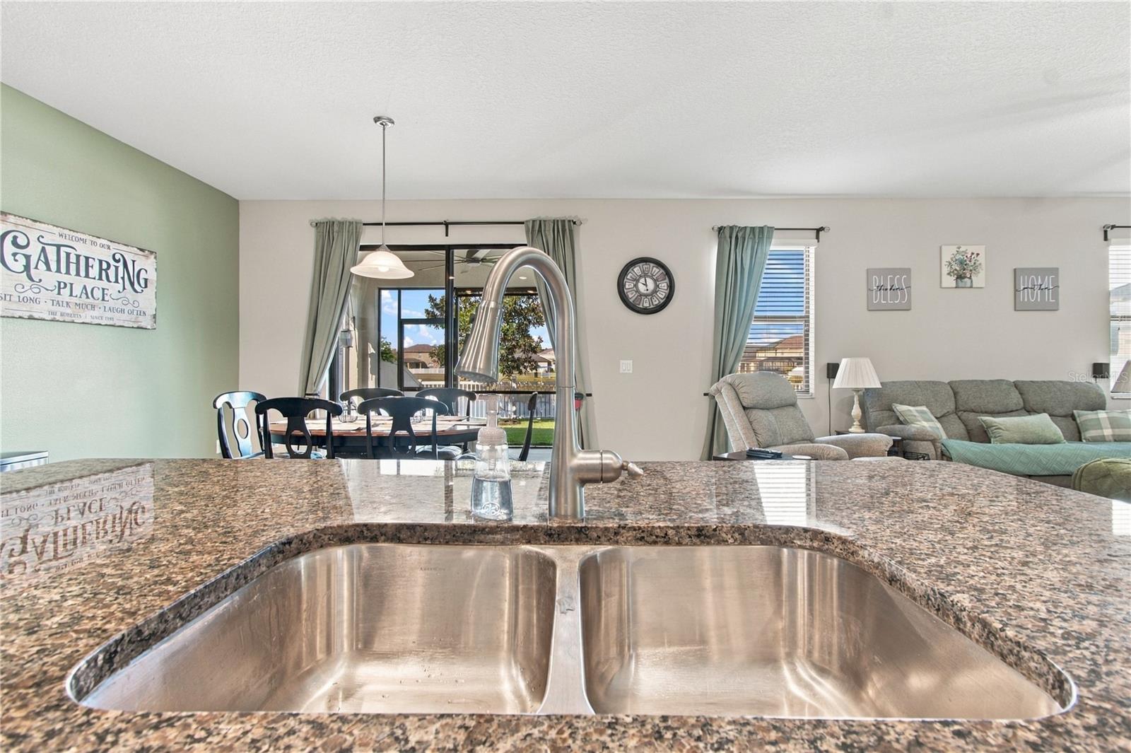 4195 SHREWBURY PL