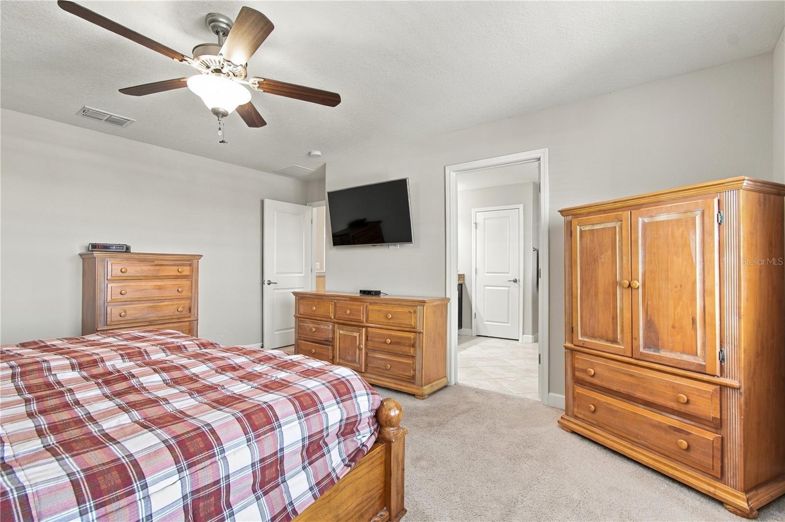 4195 SHREWBURY PL