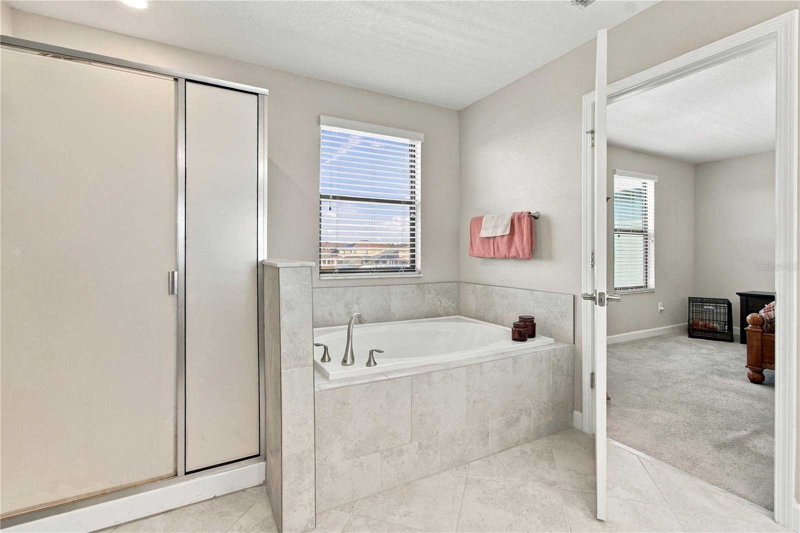 4195 SHREWBURY PL