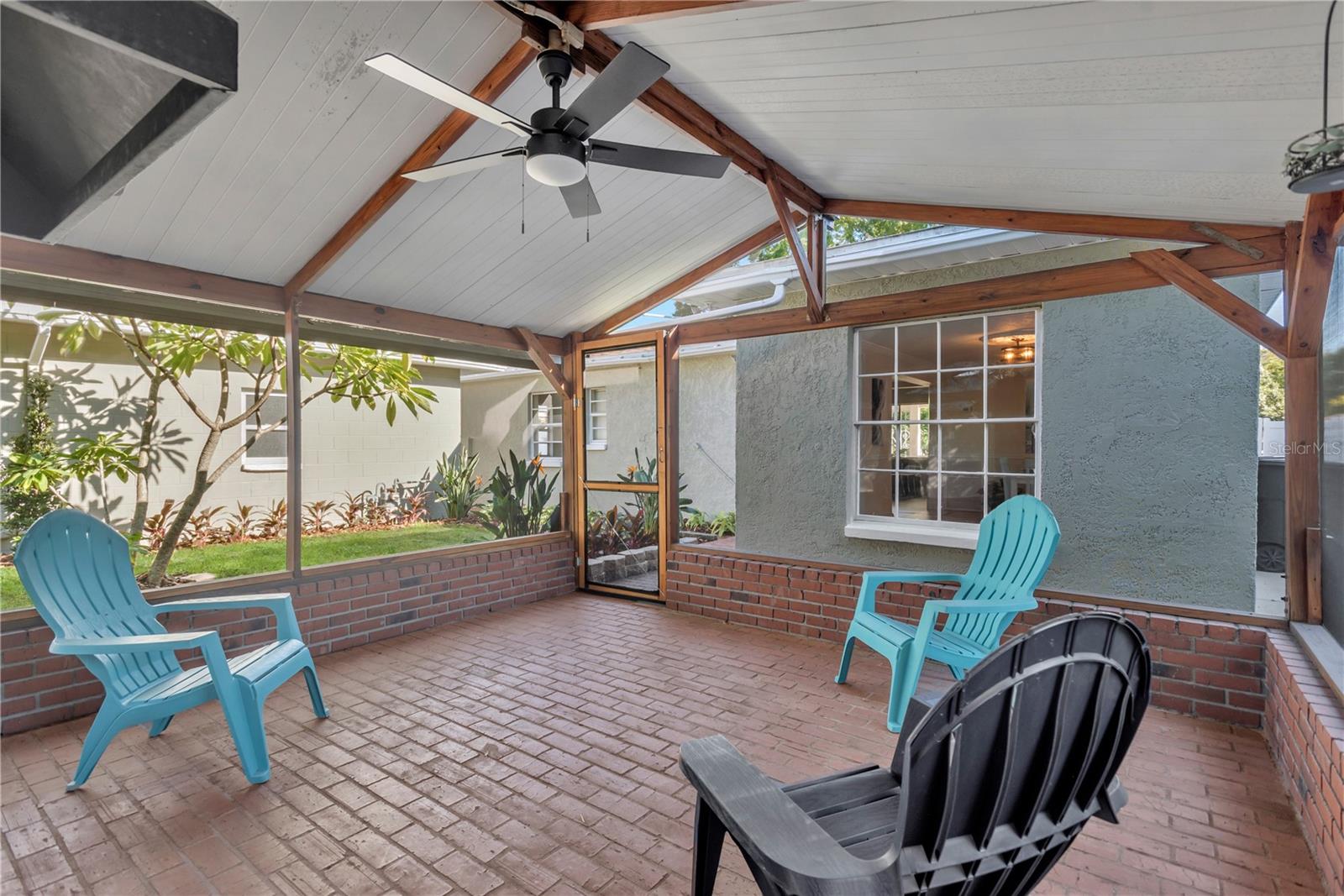 3501 W PRICE AVE